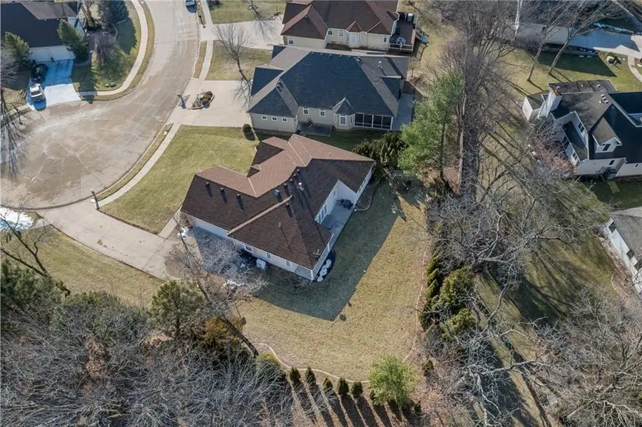 4109 Hidden Valley Drive, Saint Joseph, MO 64506 - #3