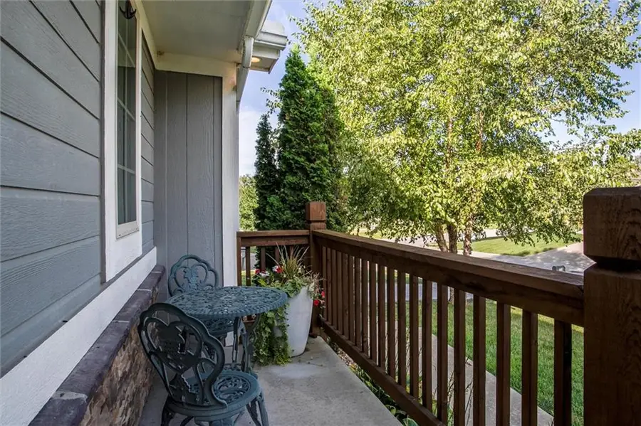213 NE Hannah Court, Grain Valley, MO 64029 - #3