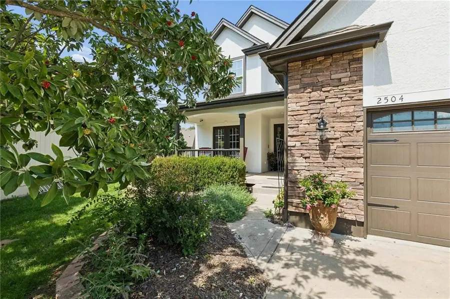 2504 SW Samuel Lane, Lees Summit, MO 64081 - #3