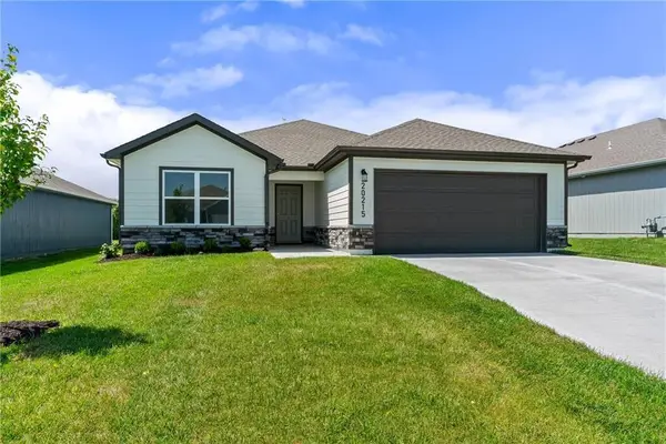 20215 W 195th Street, Spring Hill, KS 66083