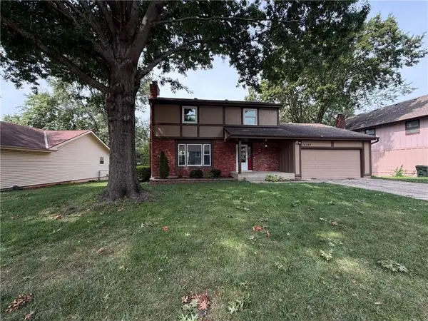 14224 S Raintree Drive, Olathe, KS 66062