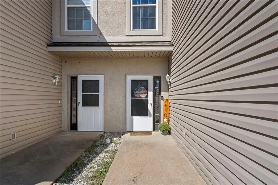 234 N 5th Terrace, Louisburg, KS 66053 - #3