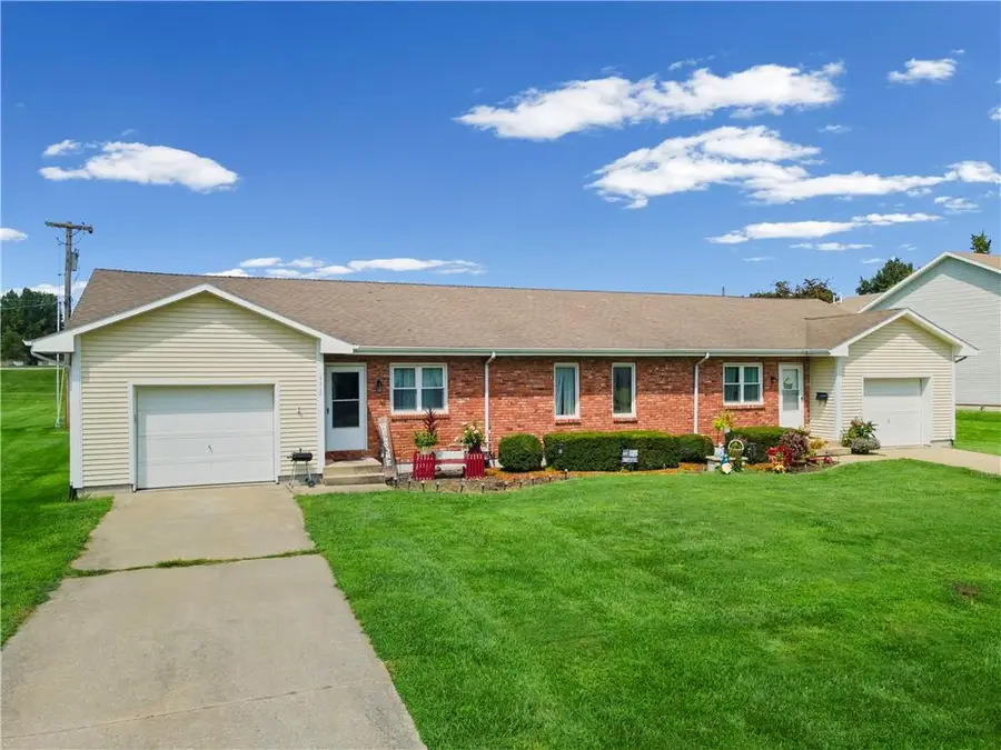 1110-1122 W Prospect Street, Cameron, MO 64429 - #2