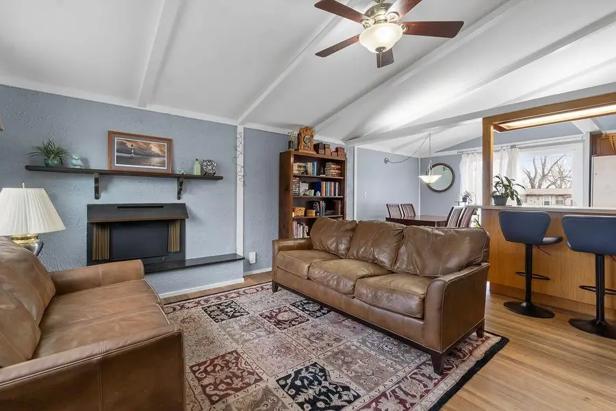 5613 N Euclid Avenue, Gladstone, MO 64118 - #3