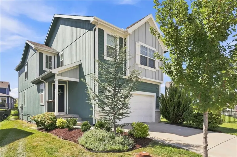 8811 SW 9th Street, Blue Springs, MO 64064 - #3
