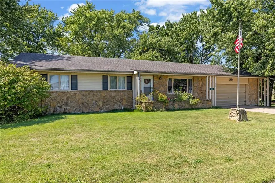 128 N Robey Street, Williamsburg, KS 66095 - #2