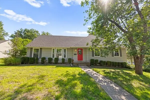10543 Monroe Avenue, Kansas City, MO 64137