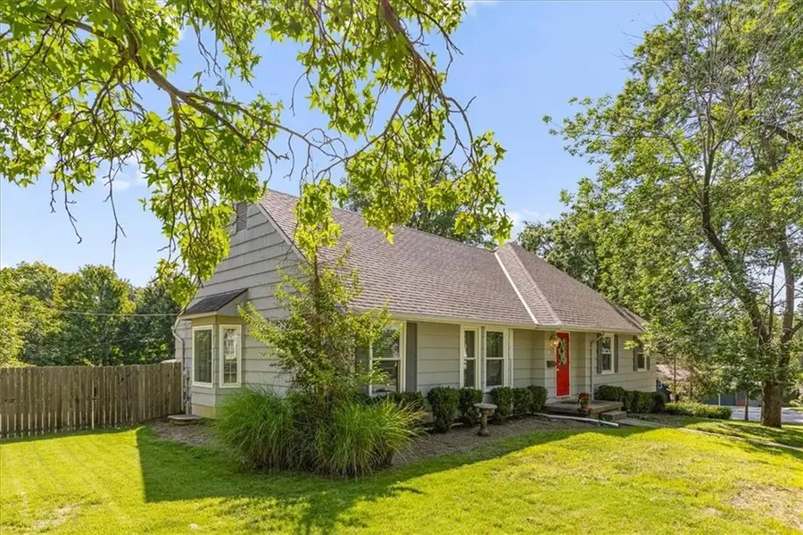 10543 Monroe Avenue, Kansas City, MO 64137 - #2