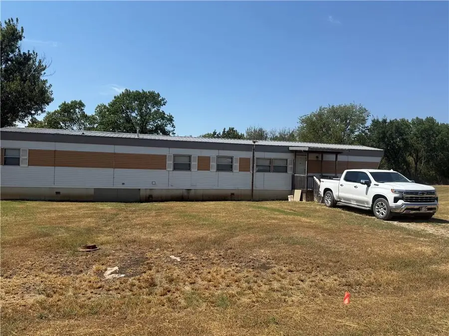 4635 Republic Road, Parsons, KS 67357 - #2