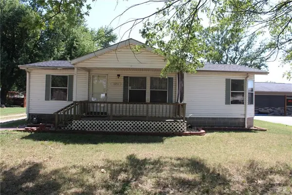 1891 54 Highway Road, Iola, KS 66749