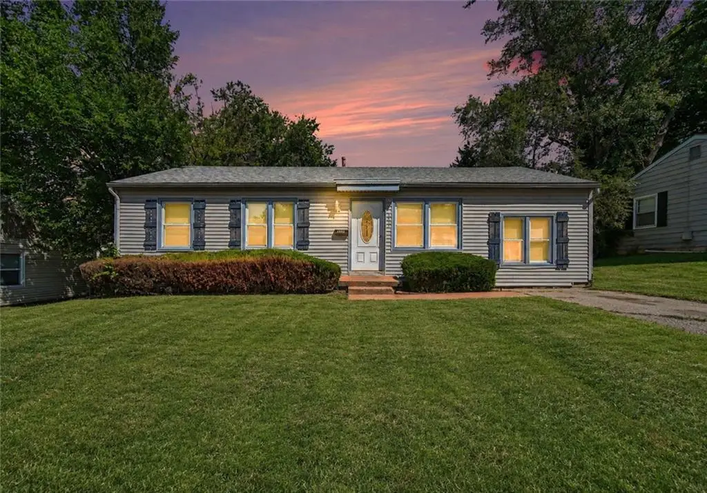 5624 E 101st Terrace, Kansas City, MO 64137 - #1