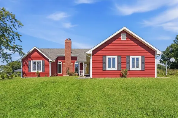 27290 Stephanie Lane, Weston, MO 64098