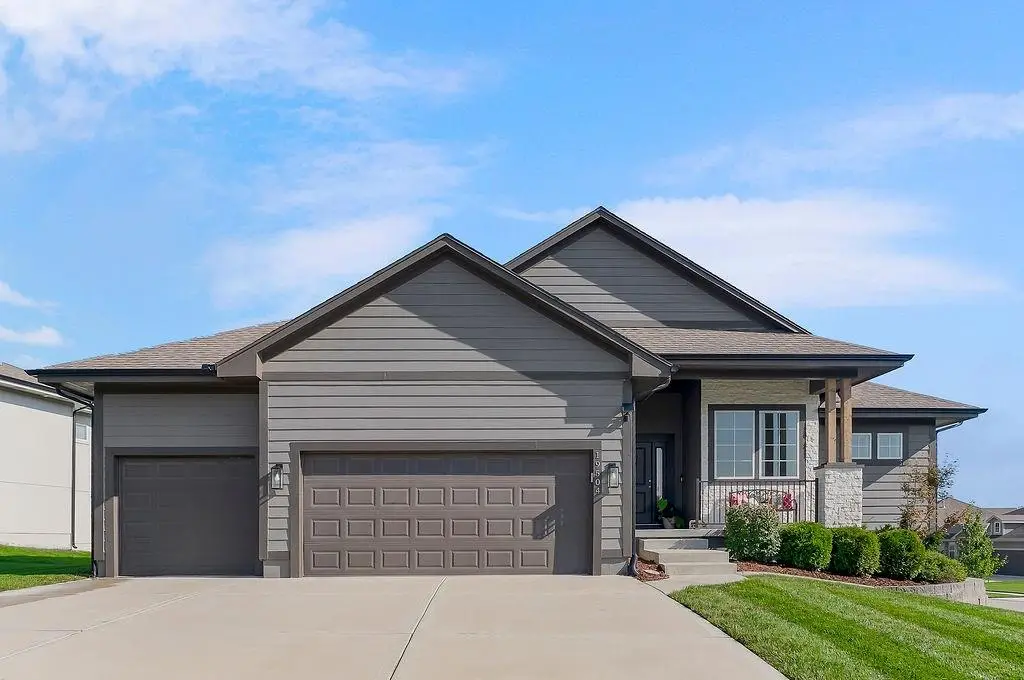 19504 W 116th Street, Olathe, KS 66061 - #1