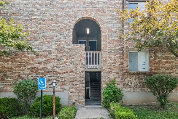 1812 E 97th Street #A, Kansas City, MO 64131