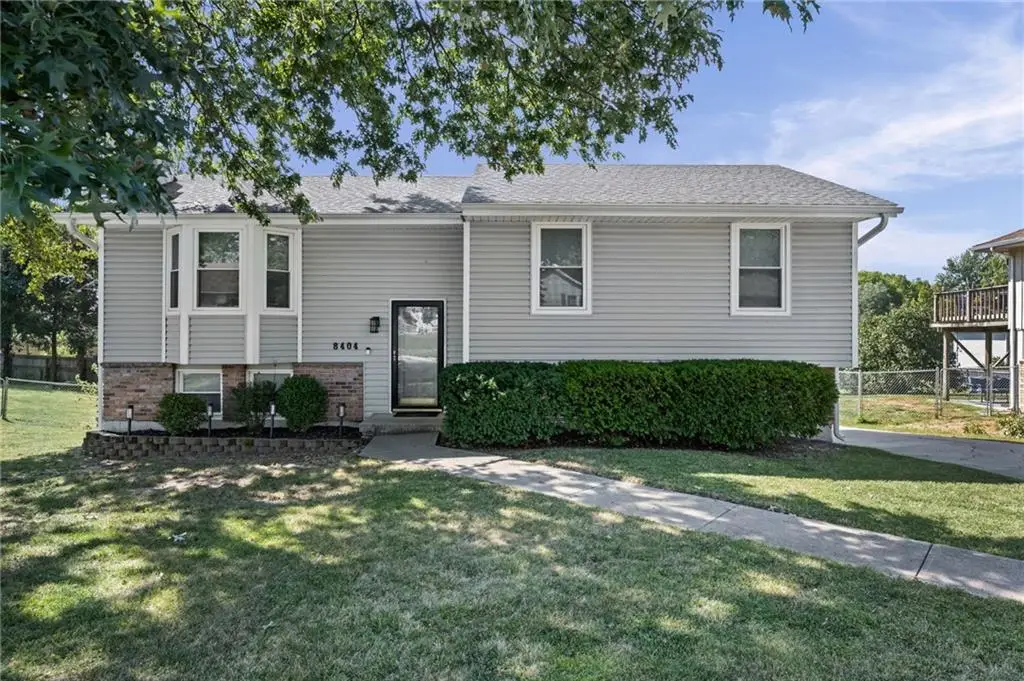 8404 N Pomona Avenue, Kansas City, MO 64153 - #1