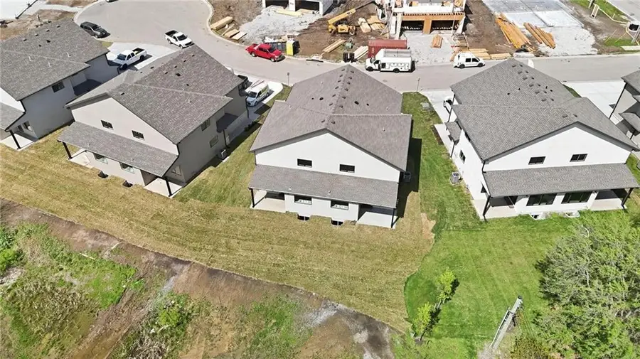204-206 NW Orchard Court, Lees Summit, MO 64063 - #3