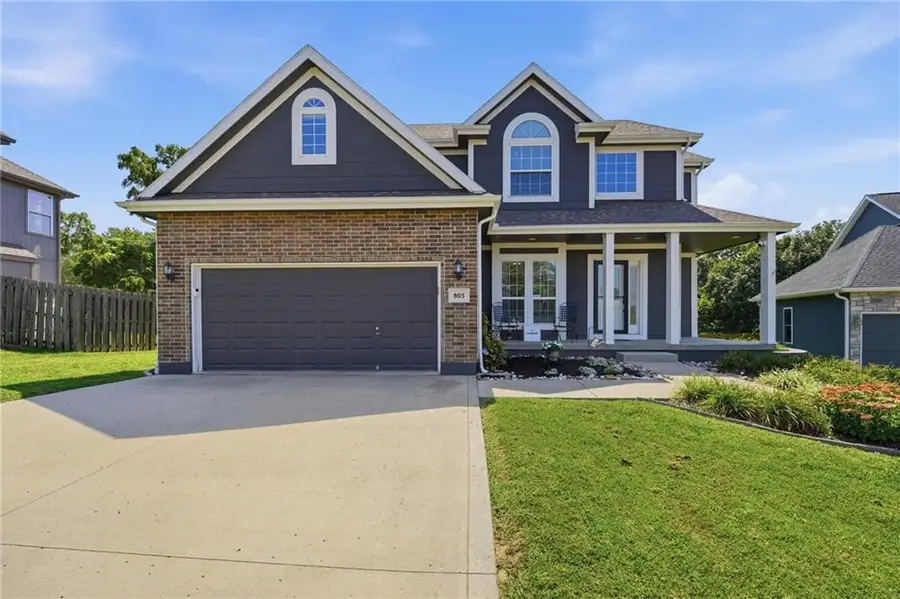 805 Cherry Lane, Smithville, MO 64089 - #2