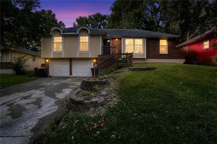 8405 E 103rd Terrace, Kansas City, MO 64134 - #3