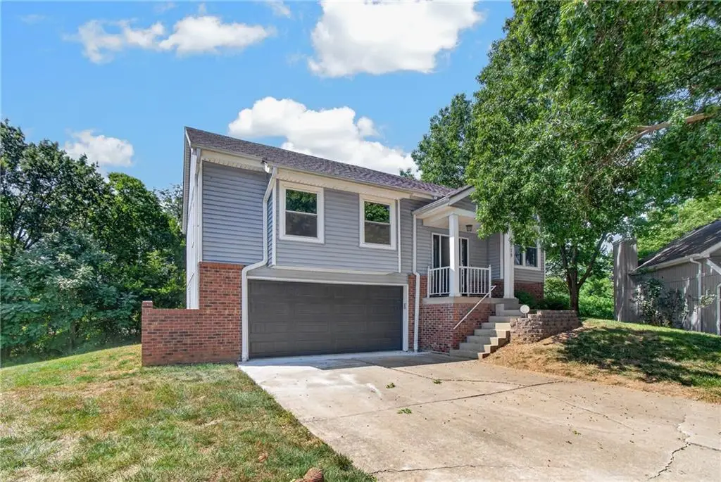 519 NW 42nd Street, Blue Springs, MO 64015 - #1