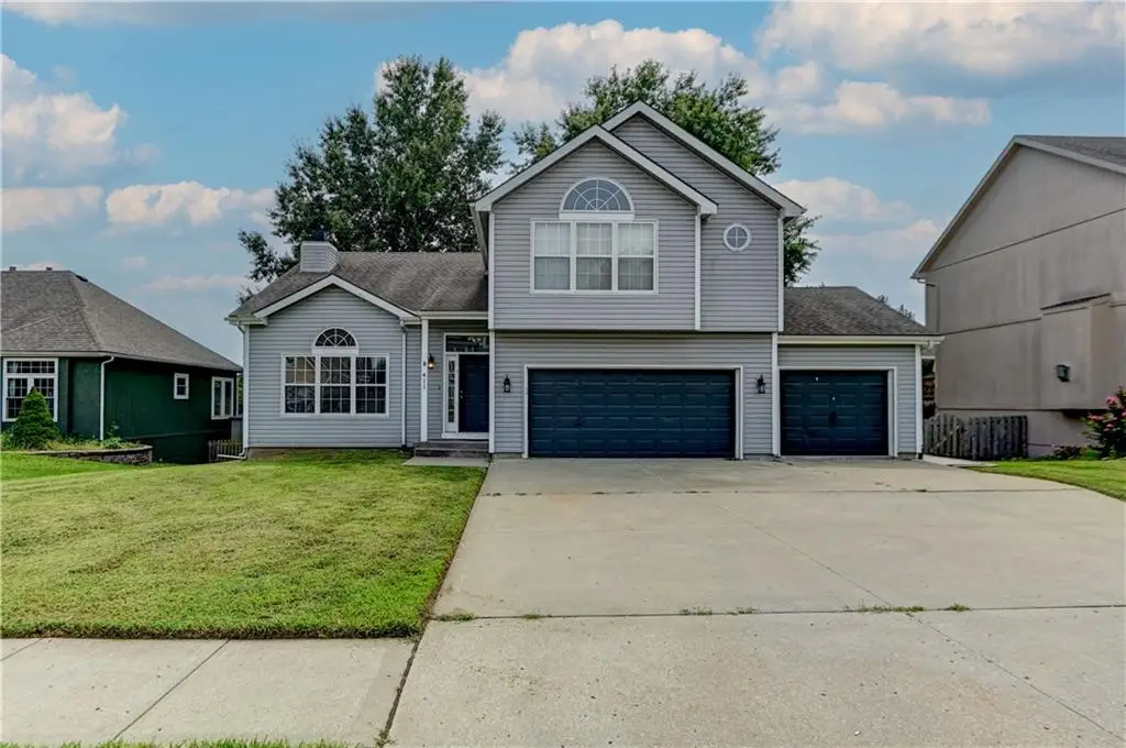 411 Shannon Avenue, Smithville, MO 64089 - #1