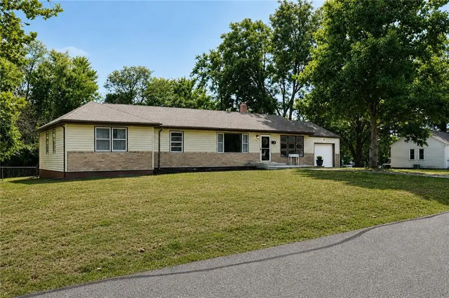 403 Catron Avenue, Belton, MO 64012 - #2