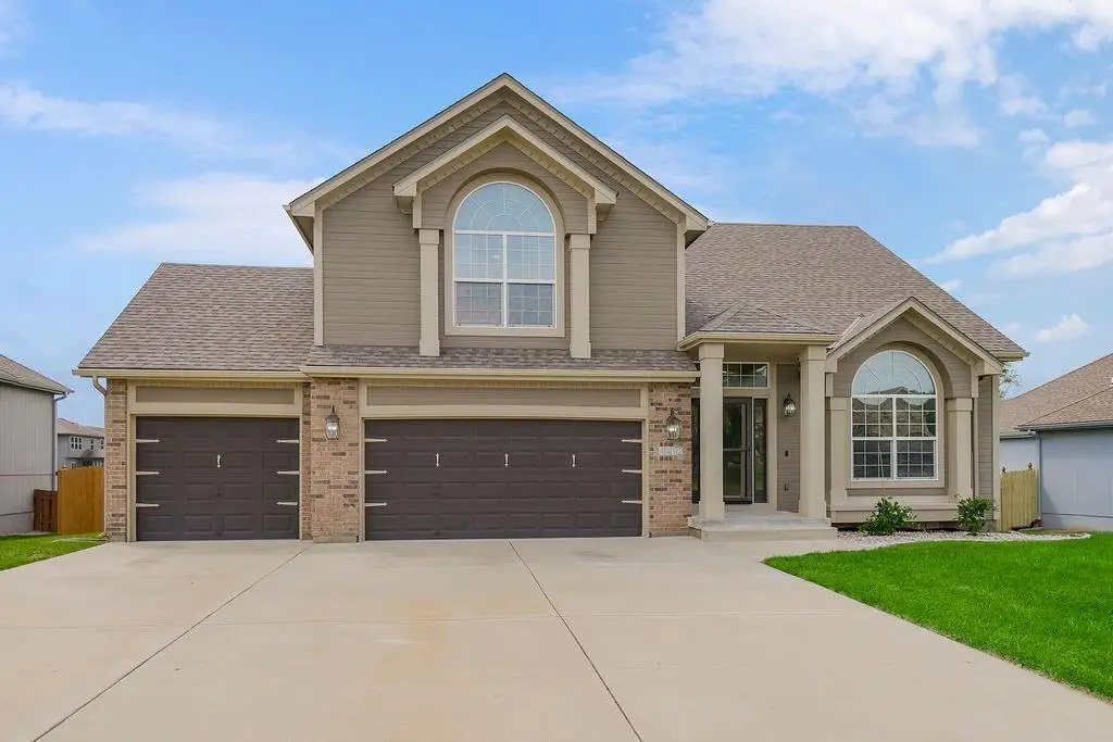 4412 SW Lyndsie Court, Lees Summit, MO 64082 - #1