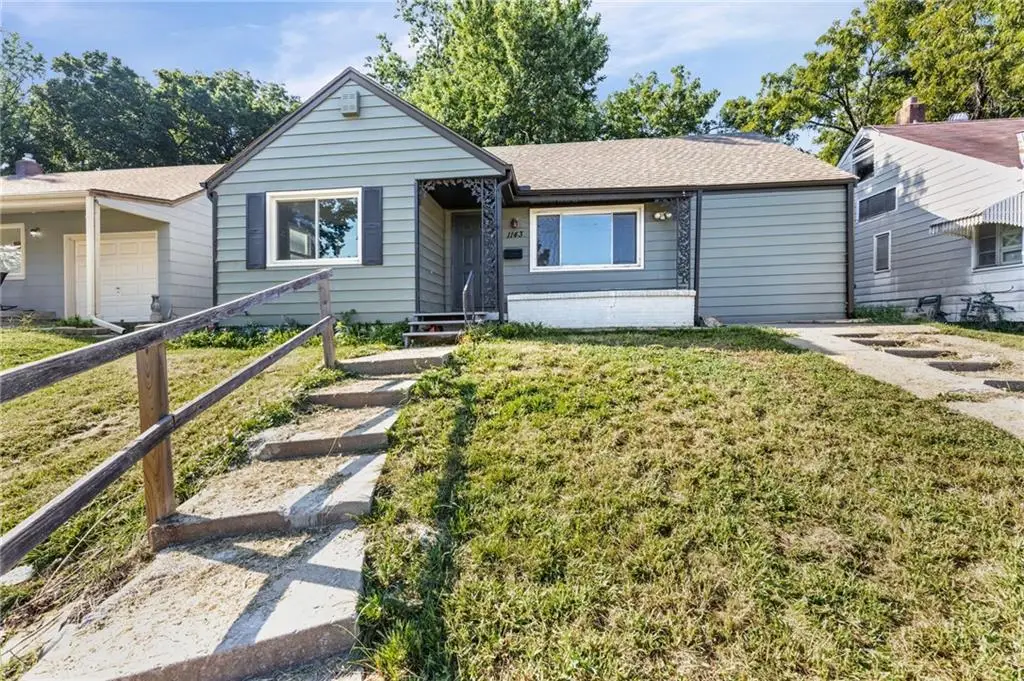 1143 E 65th Street, Kansas City, MO 64131 - #1