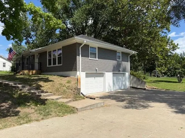 501 Morningside Drive, Richmond, MO 64085 - #2