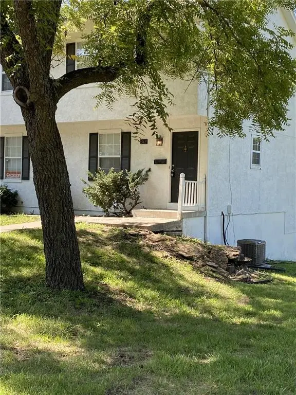 312 3rd Street, Belton, MO 64012