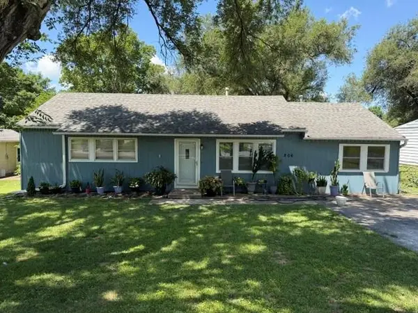 806 N 81st Terrace, Kansas City, KS 66112