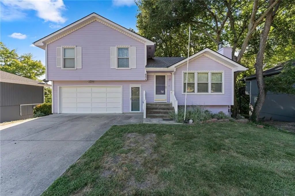 6804 Orchard Street, Pleasant Valley, MO 64068 - #1
