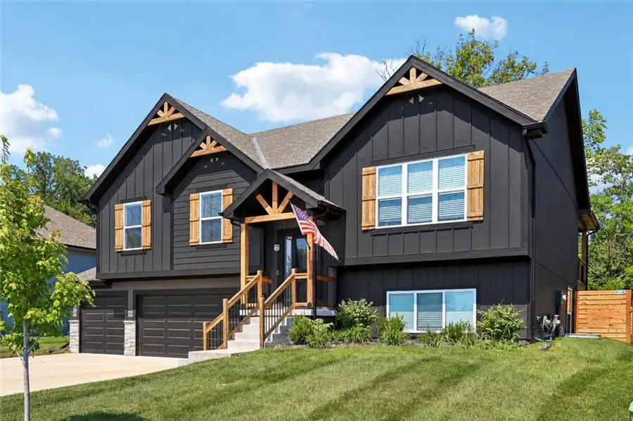1000 NW Crestwood Drive, Grain Valley, MO 64029 - #3