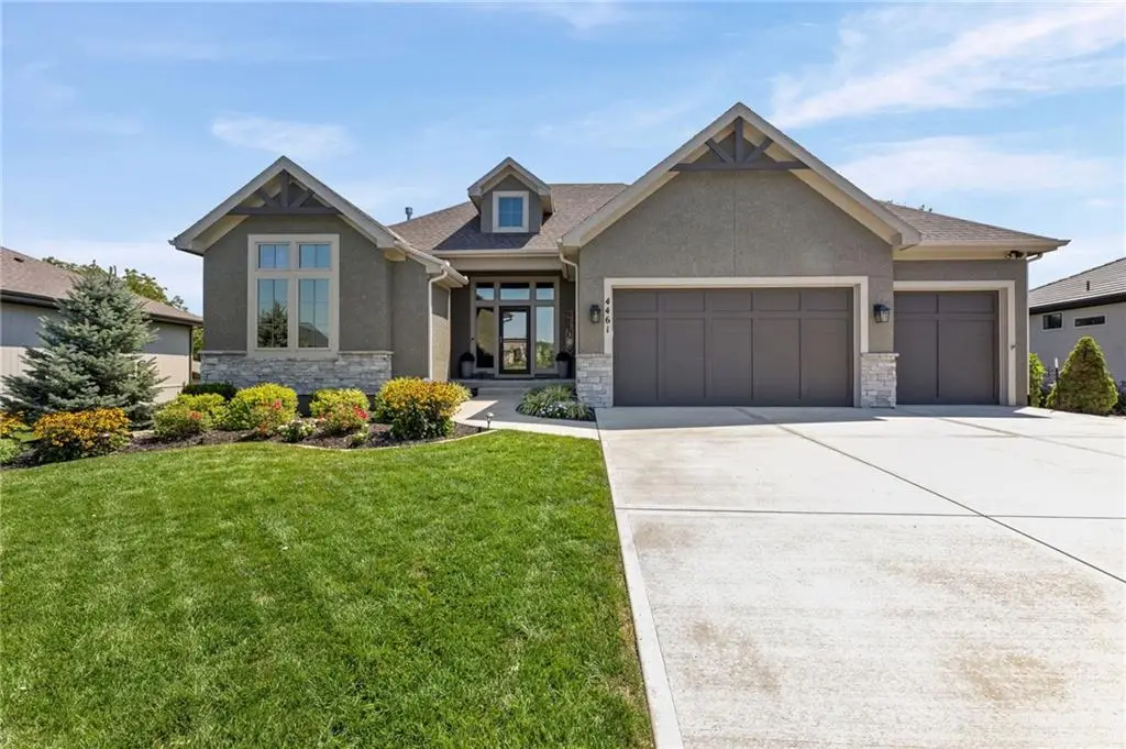4461 Lakeview Terrace, Basehor, KS 66007 - #1