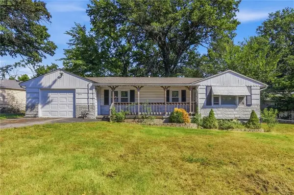 8804 E 49th Street, Kansas City, MO 64129