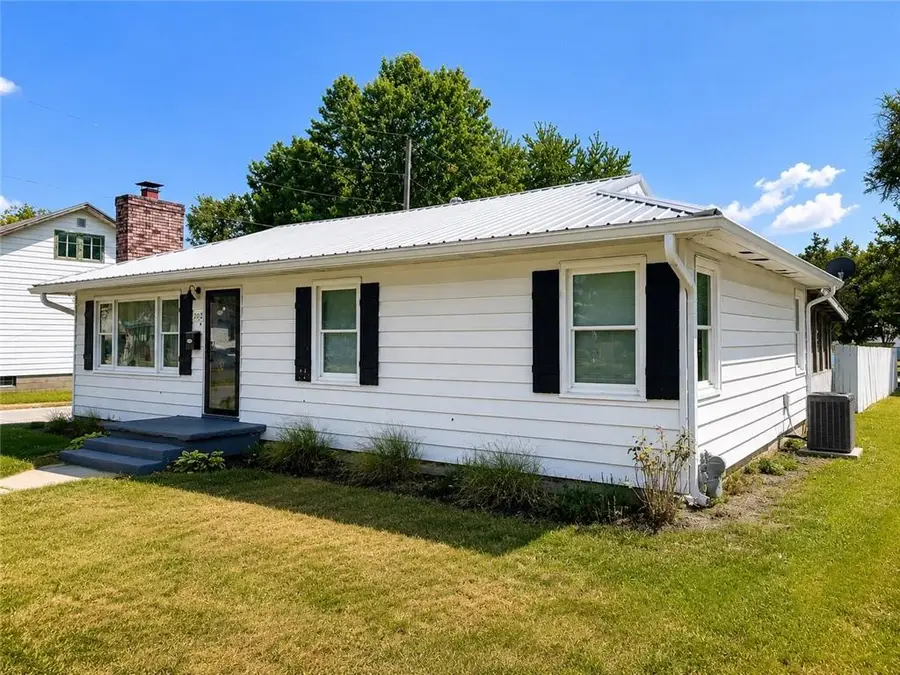 202 Clay Street, Chillicothe, MO 64601 - #2