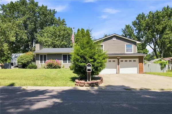 1004 Douglas Lane, Sedalia, MO 65301
