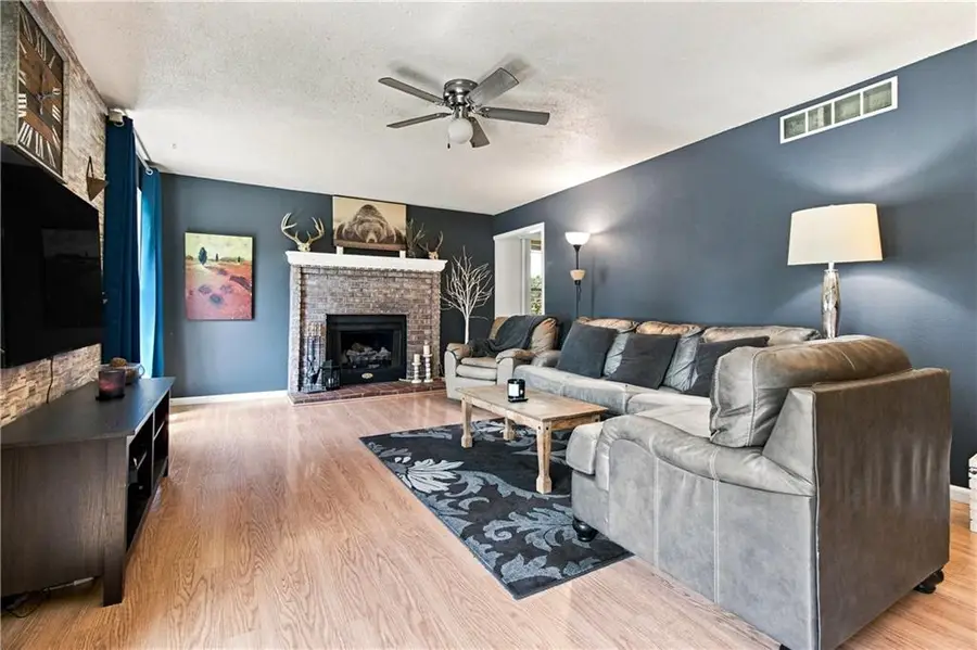 1004 Douglas Lane, Sedalia, MO 65301 - #3