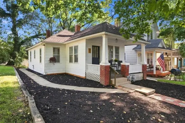 711 Miami Street, Leavenworth, KS 66048