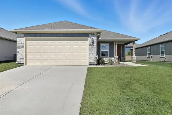 883 N Pear Street, Gardner, KS 66030