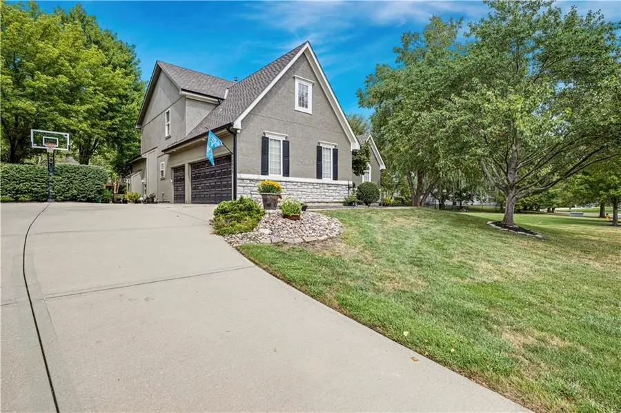 12352 Westgate Street, Overland Park, KS 66213 - #2
