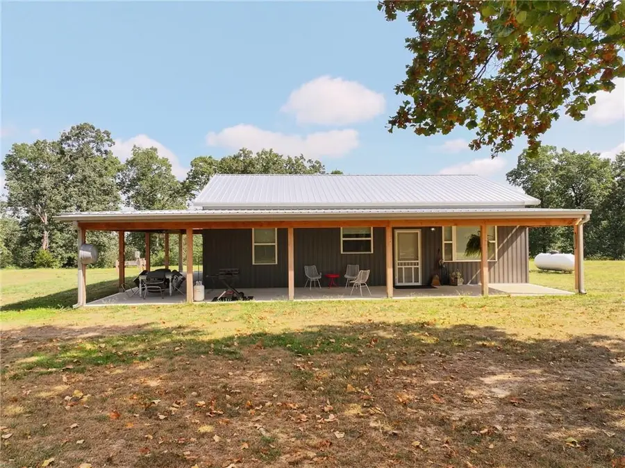 4015 E 1500 Road, Jerico Springs, MO 64756 - #2