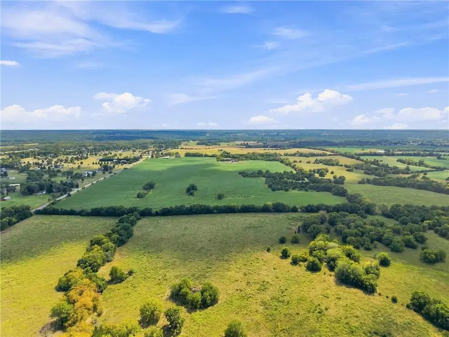 271st New Lancaster Road, Louisburg, KS 66053 - #2