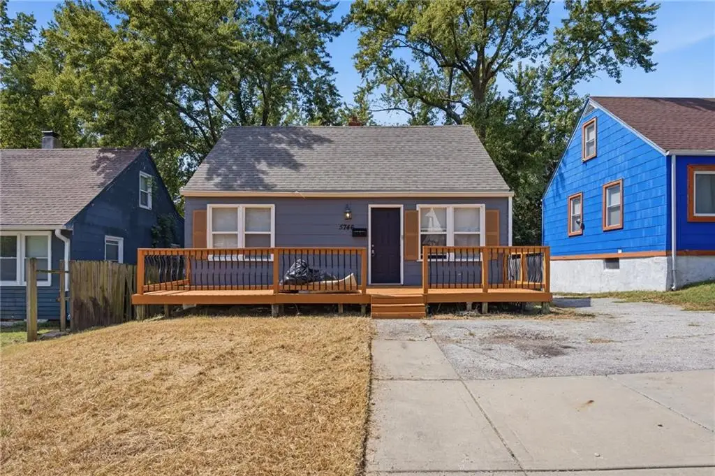 5746 College Avenue, Kansas City, MO 64130 - #1