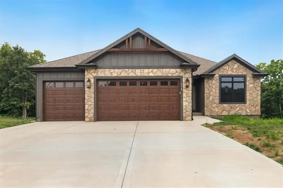 2204 Arbor Lane, Excelsior Springs, MO 64024 - #2