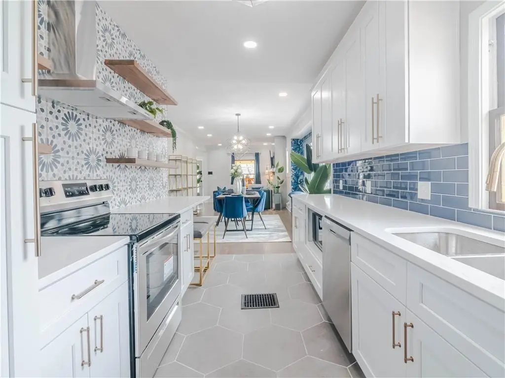 700 E 43rd Street, Kansas City, MO 64110 - #1