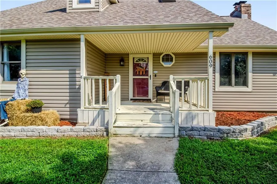609 Foster Lane, Warrensburg, MO 64093 - #3