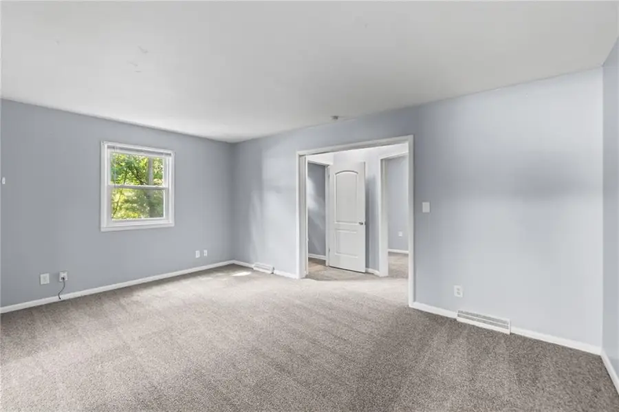 7030 Manchester Avenue, Kansas City, MO 64133 - #3