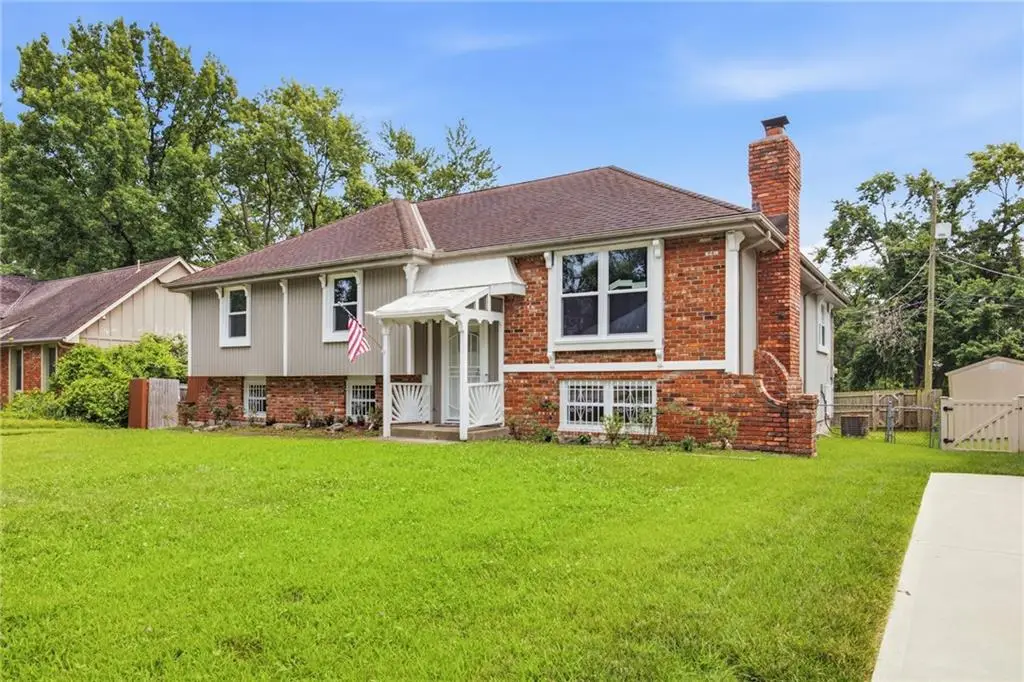 8113 E 96th Terrace, Kansas City, MO 64134 - #1