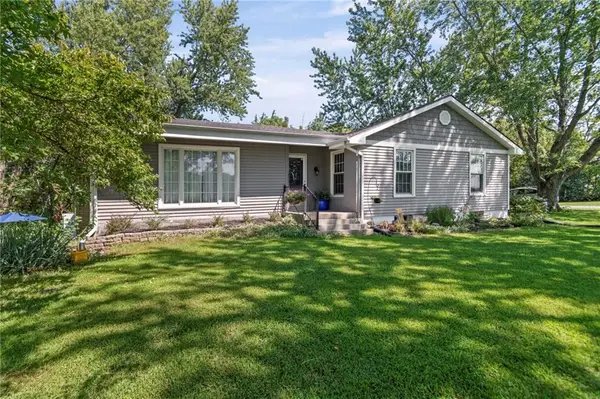 2392 NE H Highway, Turney, MO 64493