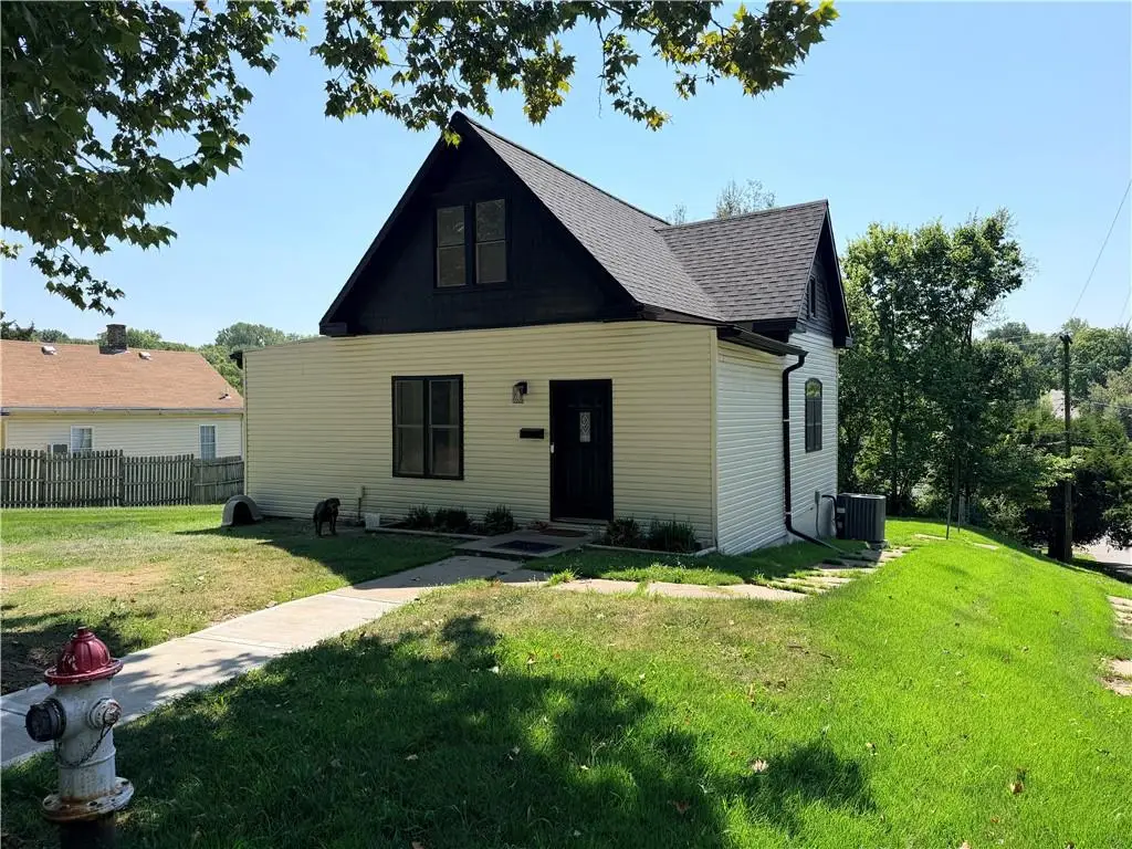 1502 6th Avenue, Saint Joseph, MO 64505 - #1